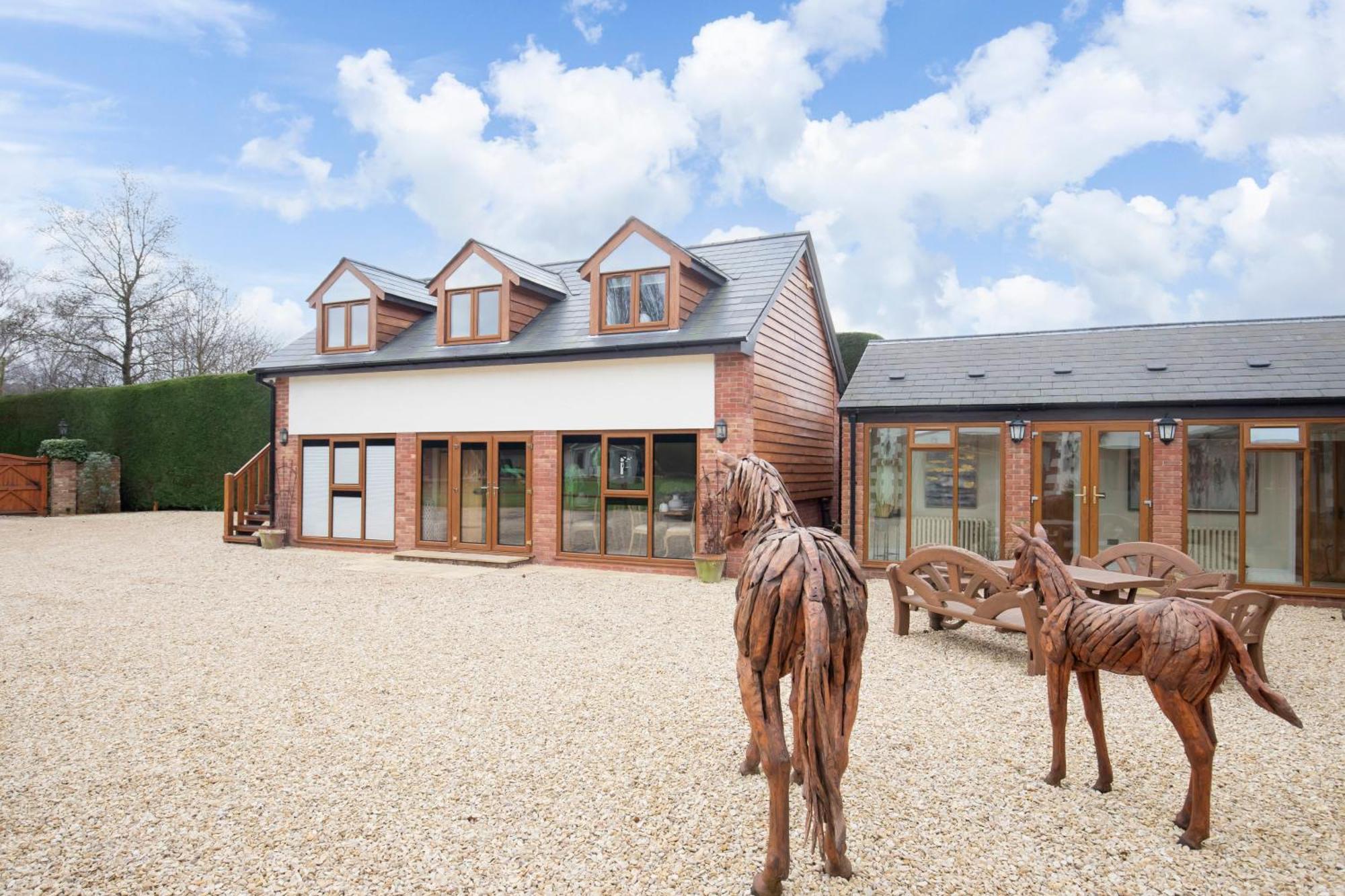 Stable Lodge - Boutique Bed & Breakfast Shurdington Exterior foto